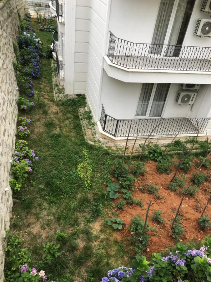 Aparthotel Black Rose Kaşüstü Zewnętrze zdjęcie