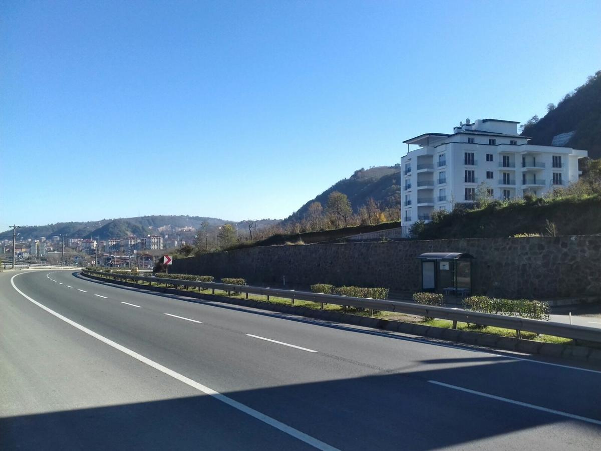 Aparthotel Black Rose Kaşüstü Zewnętrze zdjęcie
