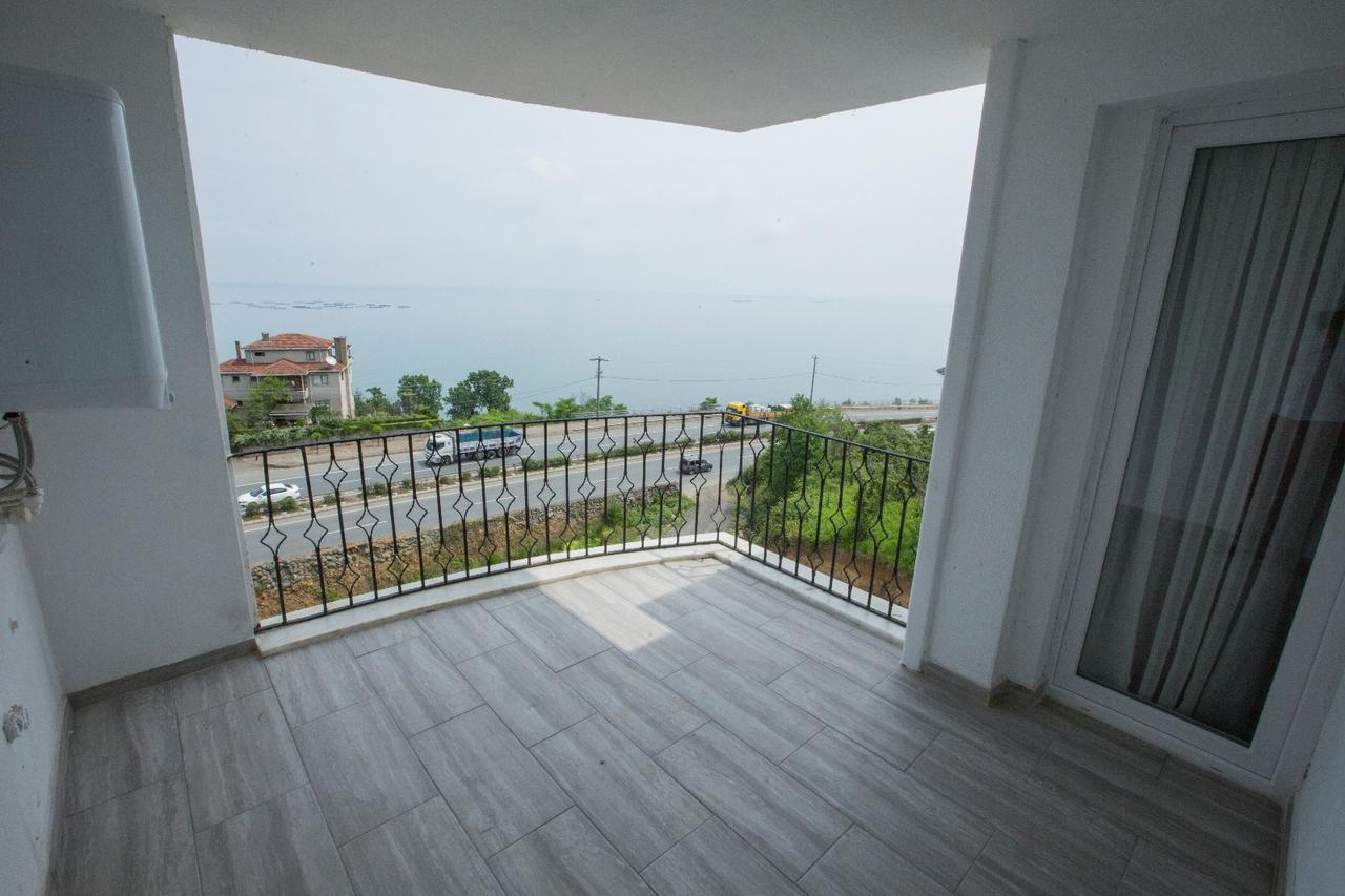 Aparthotel Black Rose Kaşüstü Zewnętrze zdjęcie